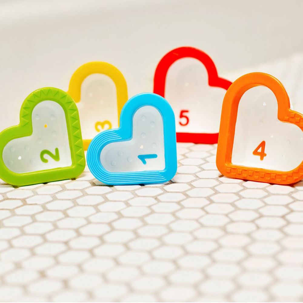 babashop.hu - Munchkin fürdőjáték - Hearts™ / Szív alakú poharak (5db)
