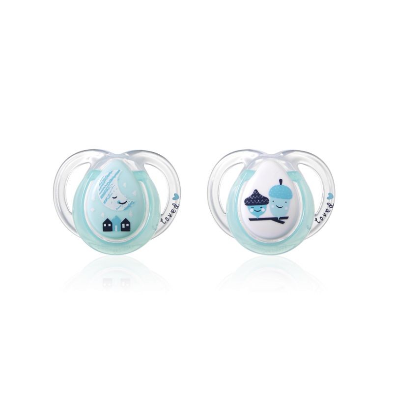 babashop.hu - Tommee Tippee Közelebb a természeteshez Night játszócumi 0-6hó 2 db