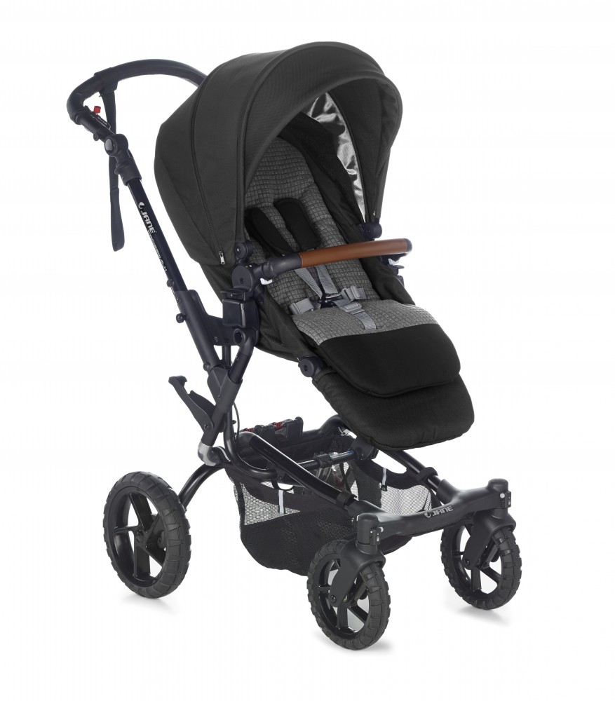 babashop.hu - Jané Crosswalk R babakocsi + Koos iSize hordozó + Micro mózes - T34 Jet Black 2019