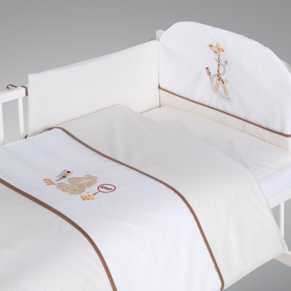 babashop.hu - Klups 2 részes ágynemű - H173 Zsiráfos barna-ekrü-fehér
