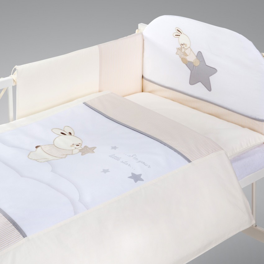 babashop.hu - Klups 2 részes ágynemű - H205 Nyuszi csillaggal bézs-fehér